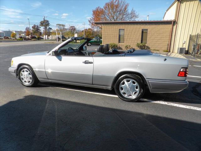 used 1995 Mercedes-Benz E-Class car, priced at $18,875