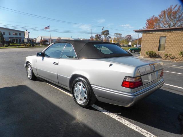 used 1995 Mercedes-Benz E-Class car, priced at $18,875