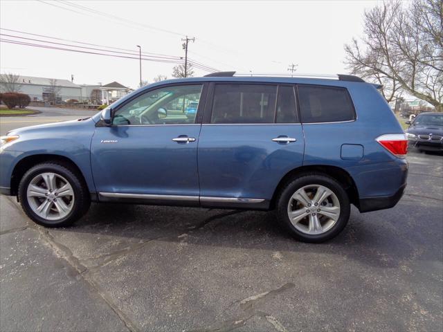 used 2012 Toyota Highlander car, priced at $9,875