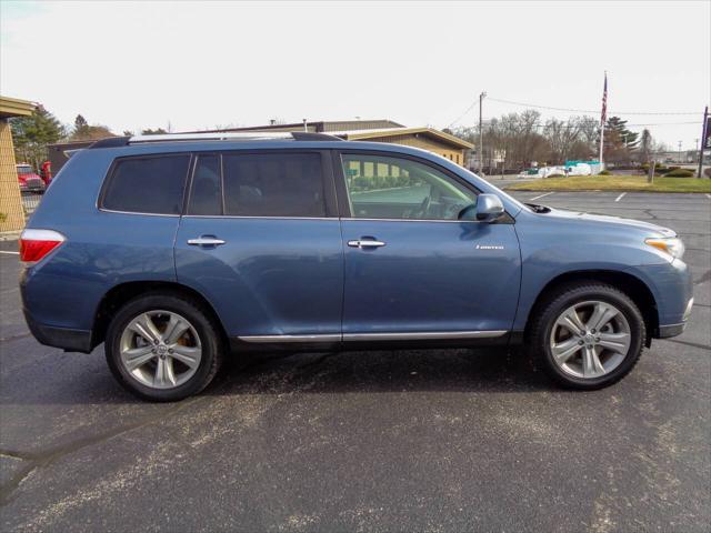 used 2012 Toyota Highlander car, priced at $9,875