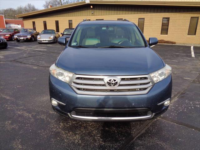 used 2012 Toyota Highlander car, priced at $9,875