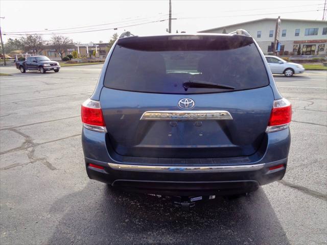 used 2012 Toyota Highlander car, priced at $9,875