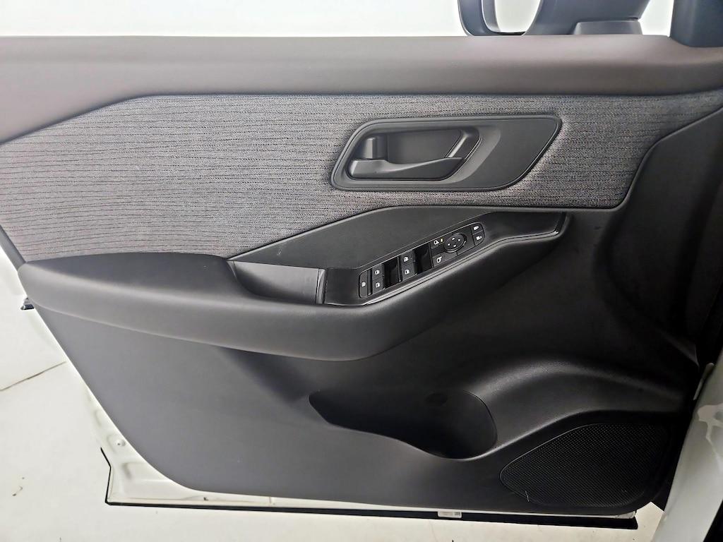 used 2023 Nissan Rogue car, priced at $21,998