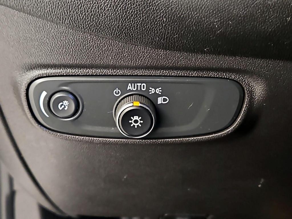 used 2021 Chevrolet Equinox car, priced at $19,998