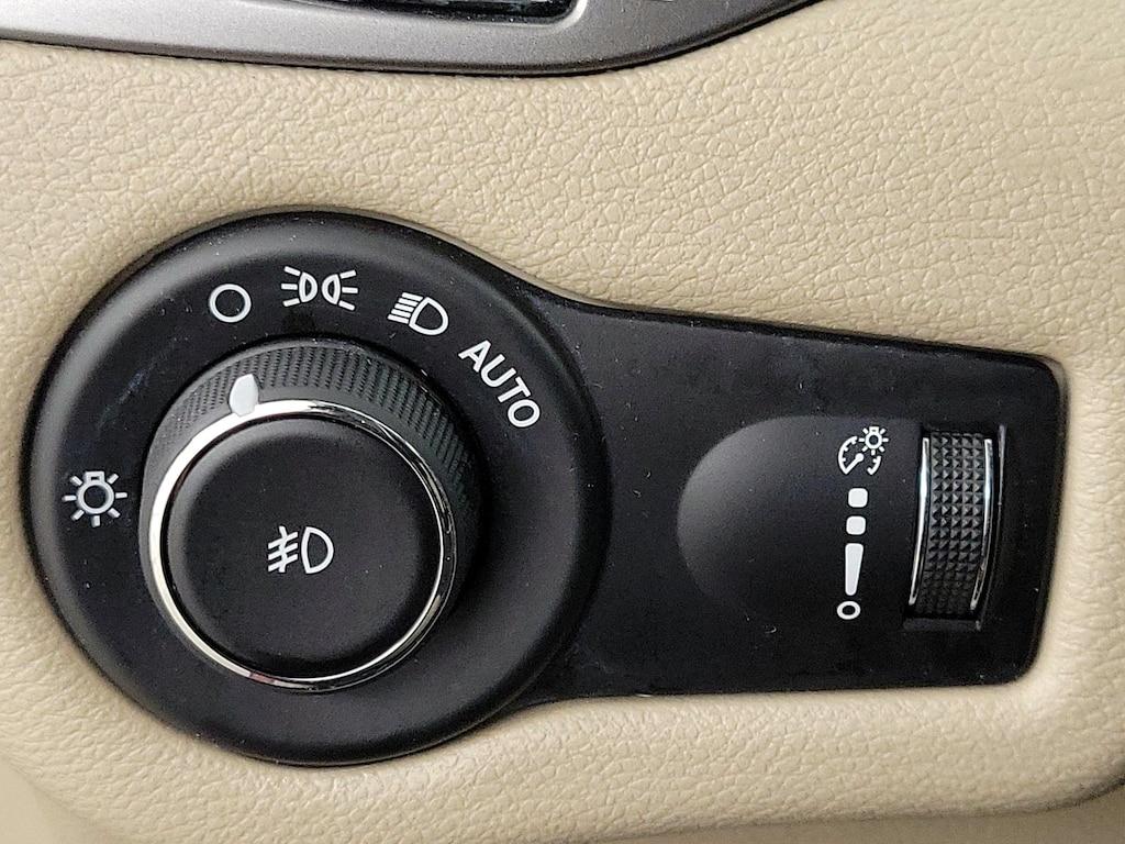 used 2019 Jeep Cherokee car, priced at $16,998