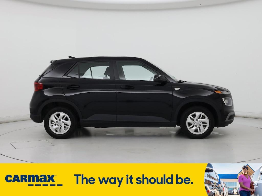 used 2022 Hyundai Venue car, priced at $18,998