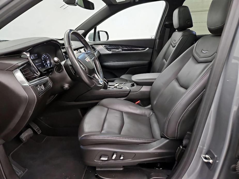 used 2023 Cadillac XT6 car, priced at $35,998