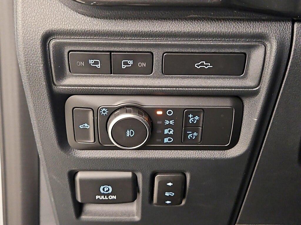 used 2021 Ford F-150 car, priced at $38,998