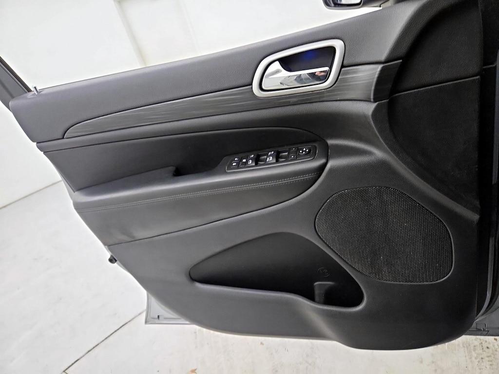 used 2020 Jeep Grand Cherokee car, priced at $17,998
