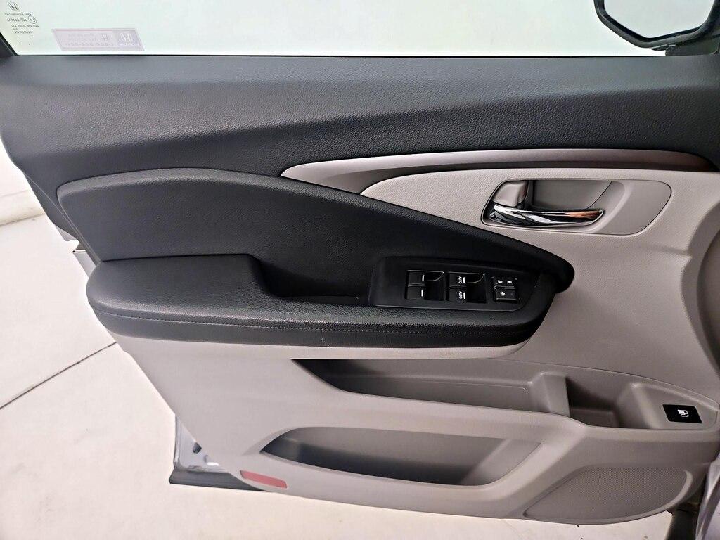 used 2020 Honda Pilot car, priced at $25,998