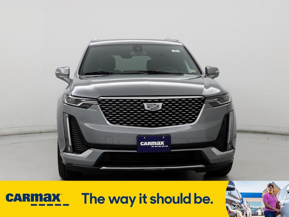 used 2023 Cadillac XT6 car, priced at $35,998