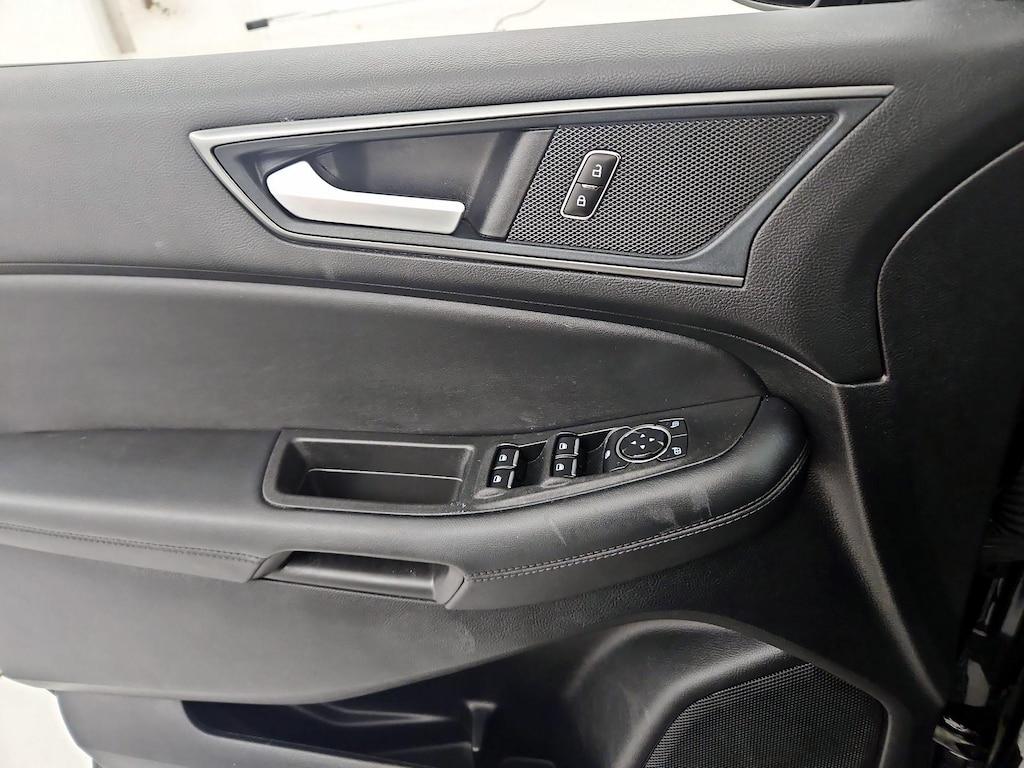 used 2024 Ford Edge car, priced at $24,998
