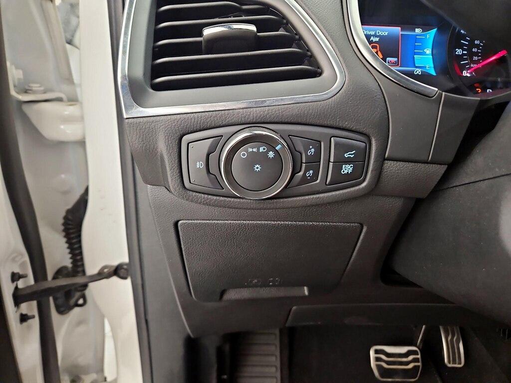 used 2021 Ford Edge car, priced at $31,998