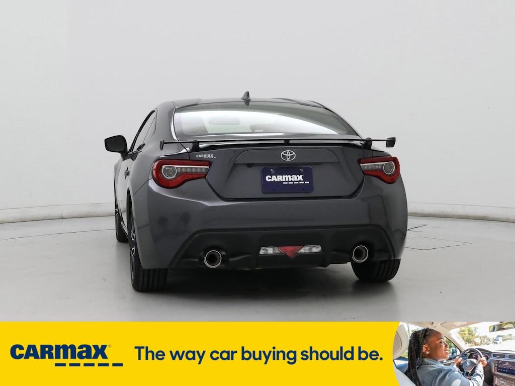 used 2020 Toyota 86 car, priced at $27,998