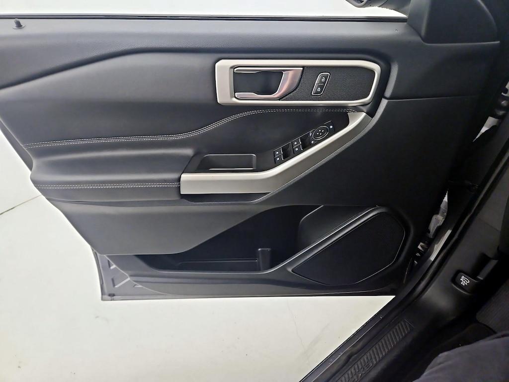 used 2022 Ford Explorer car, priced at $29,998