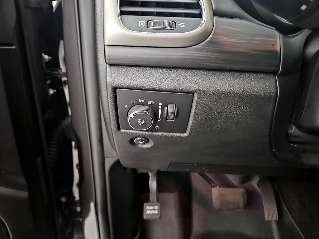 used 2020 Jeep Grand Cherokee car, priced at $28,998