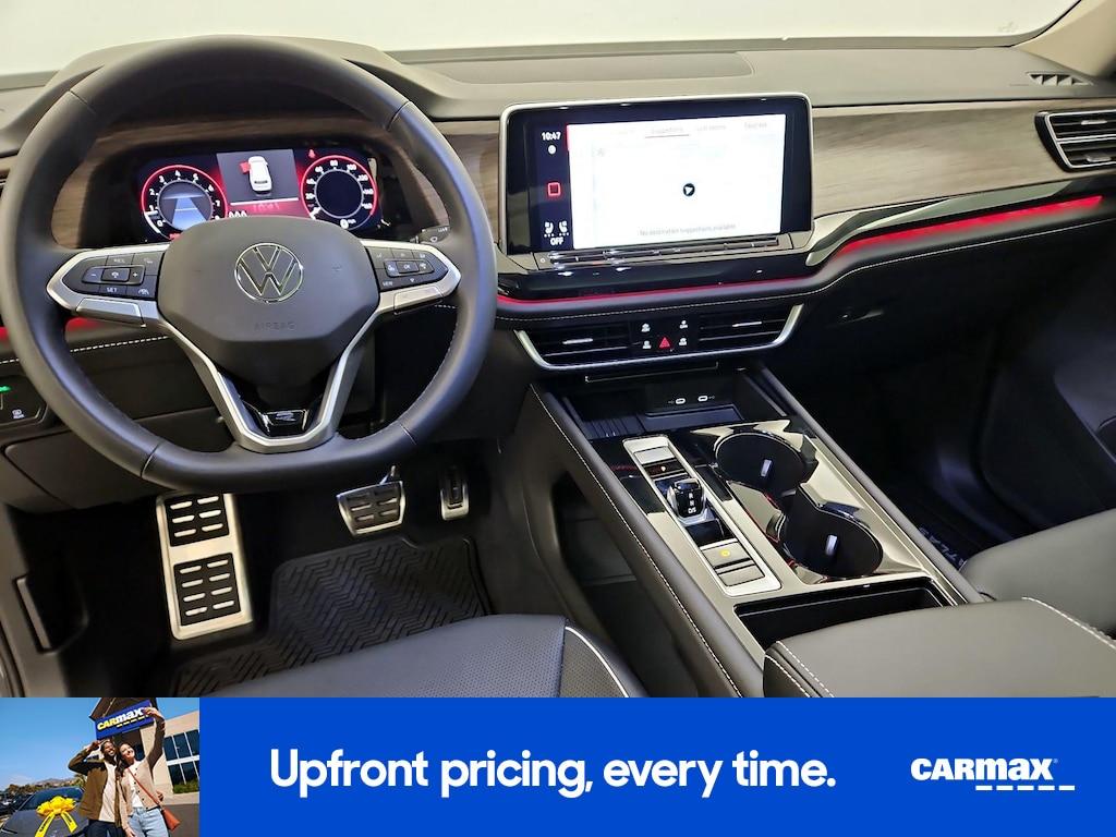 used 2025 Volkswagen Atlas car, priced at $49,998