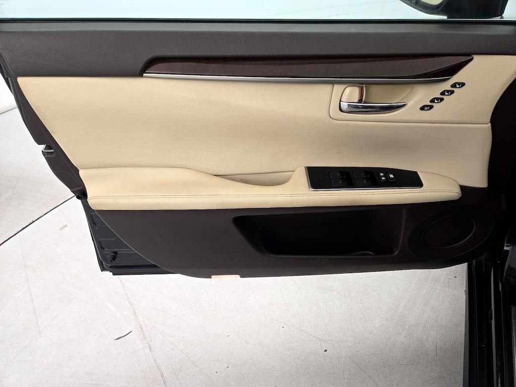 used 2016 Lexus ES 350 car, priced at $22,998