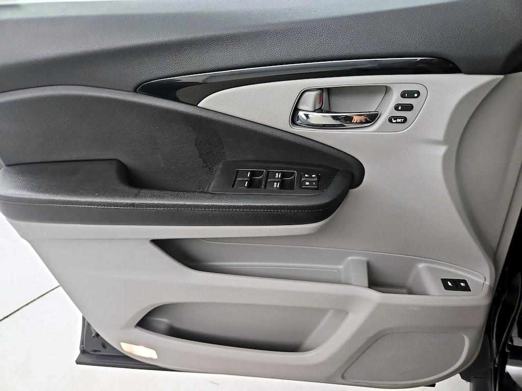 used 2019 Honda Pilot car, priced at $29,998