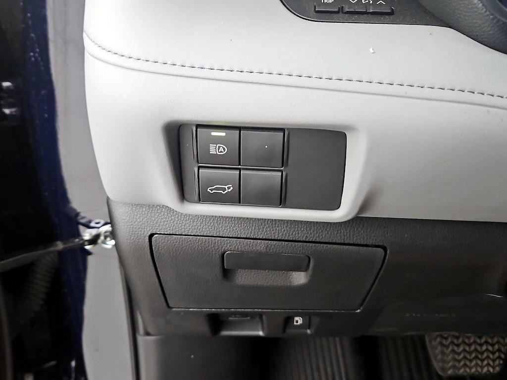 used 2023 Toyota Highlander Hybrid car, priced at $43,998