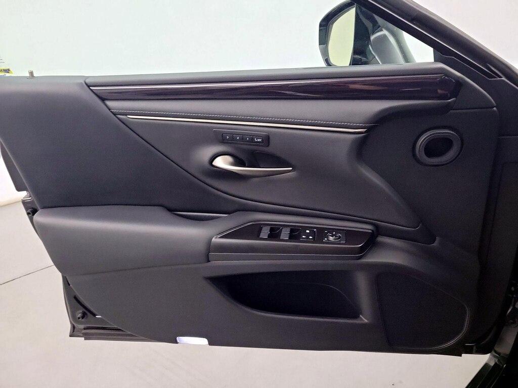 used 2019 Lexus ES 350 car, priced at $27,998