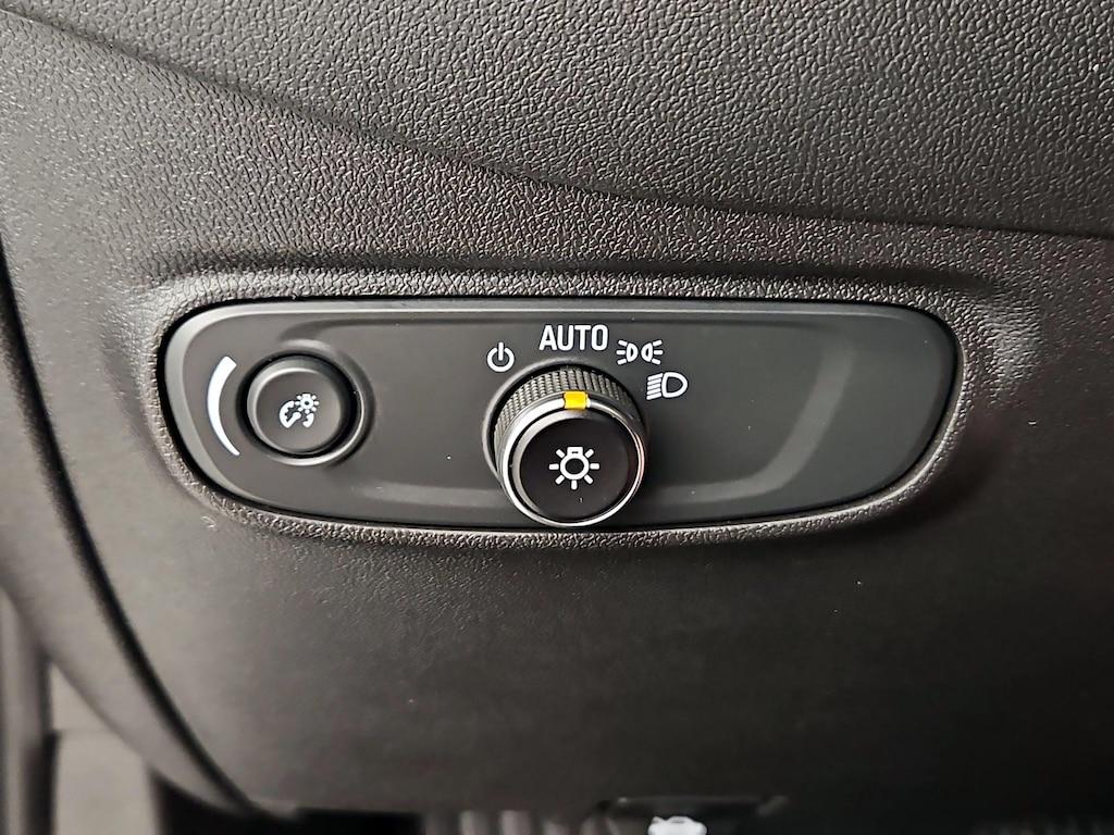 used 2024 Chevrolet Equinox car, priced at $30,998