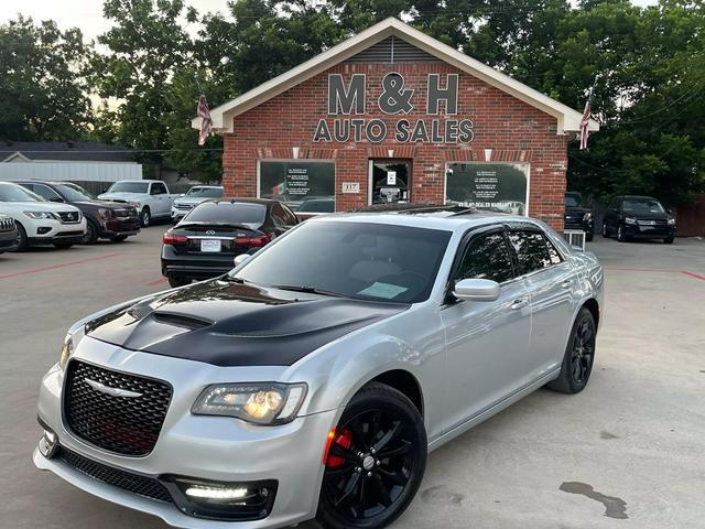 used 2020 Chrysler 300 car, priced at $19,999