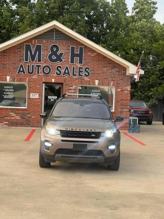 used 2017 Land Rover Discovery Sport car, priced at $13,999