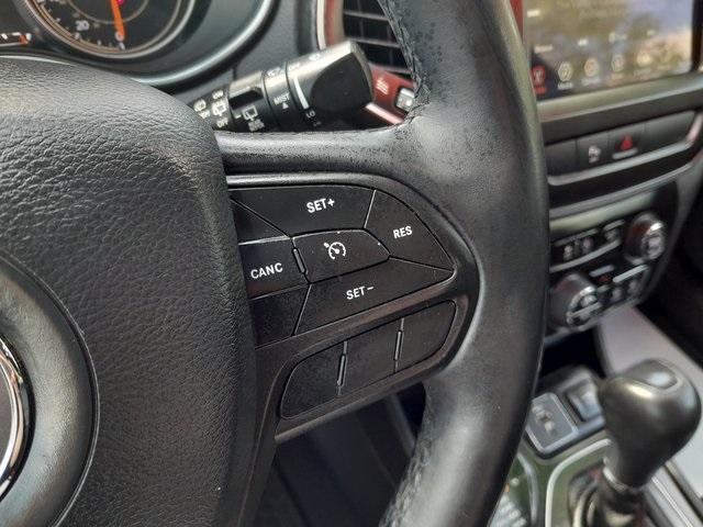 used 2020 Jeep Cherokee car, priced at $20,299