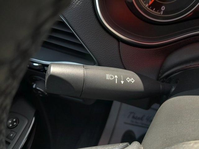 used 2020 Jeep Cherokee car, priced at $21,489