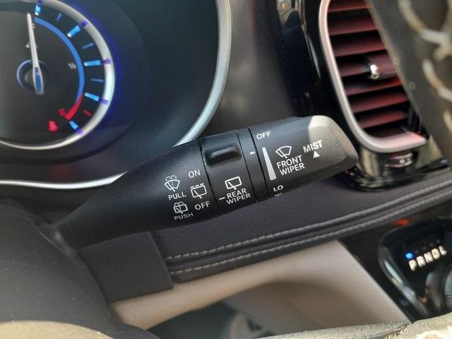 used 2024 Chrysler Pacifica Hybrid car, priced at $33,907