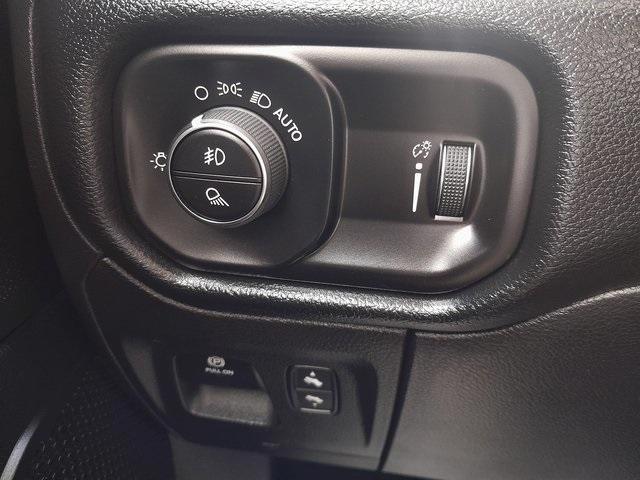 used 2022 Ram 1500 car, priced at $37,832