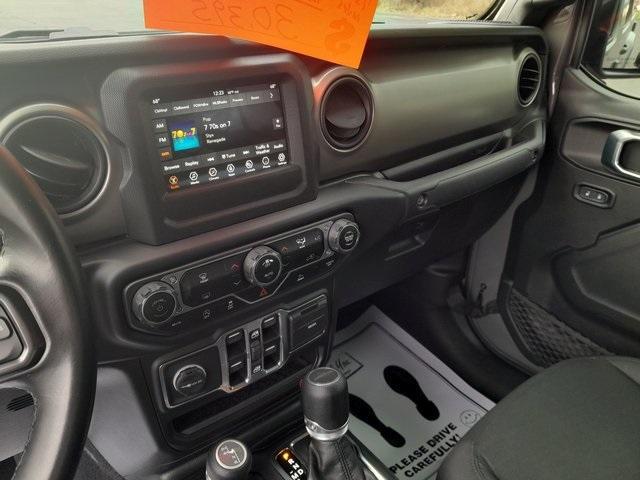 used 2021 Jeep Gladiator car, priced at $30,395