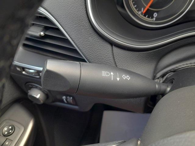 used 2020 Jeep Cherokee car, priced at $16,993