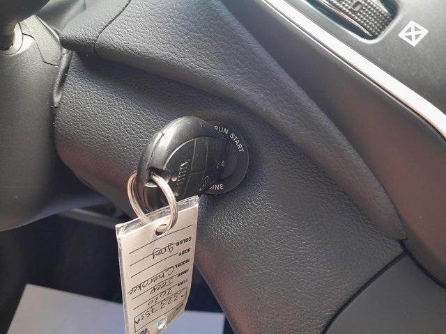 used 2020 Jeep Cherokee car, priced at $16,993