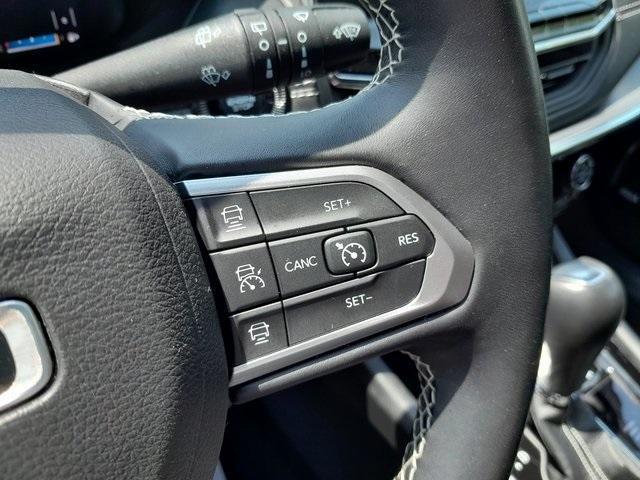 used 2022 Jeep Compass car, priced at $23,358