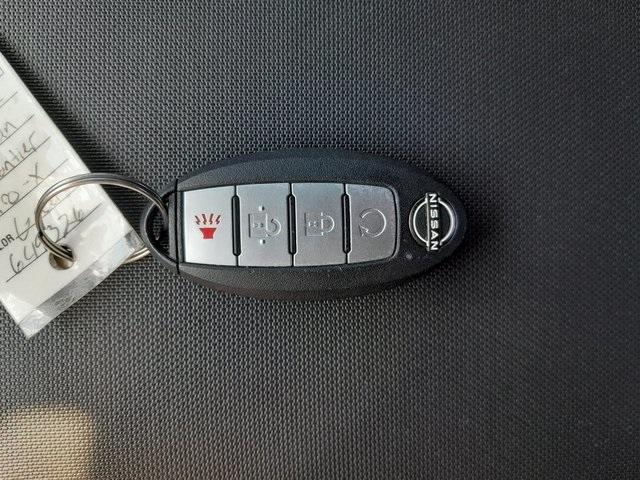 used 2022 Nissan Frontier car, priced at $27,124