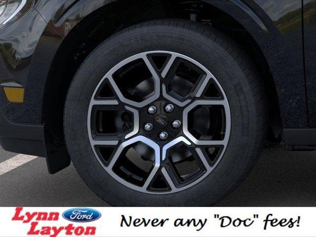 new 2025 Ford Maverick car, priced at $40,880