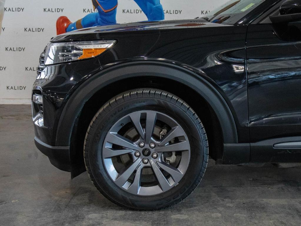 used 2022 Ford Explorer car, priced at $32,000