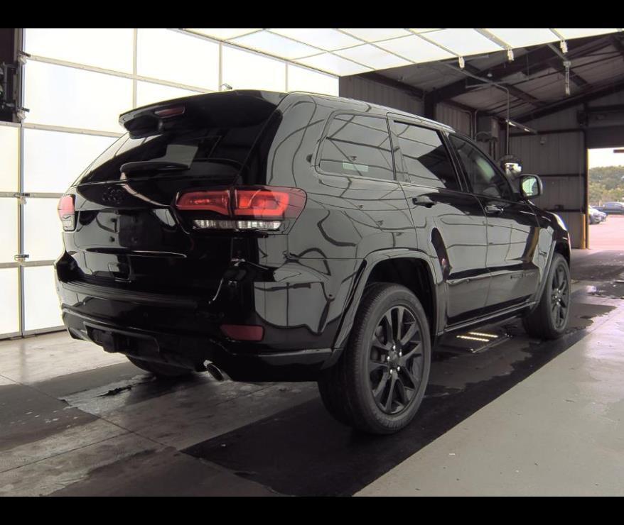 used 2021 Jeep Grand Cherokee car, priced at $27,500