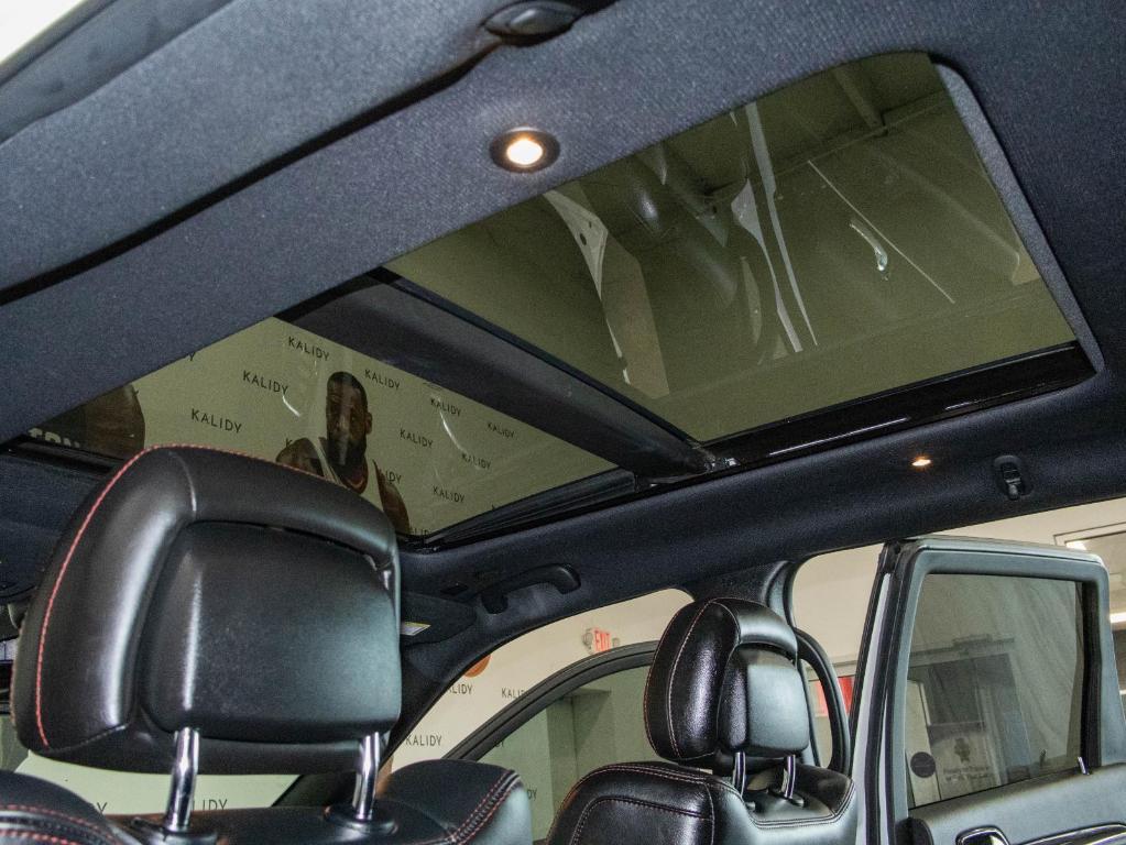 used 2021 Jeep Grand Cherokee car, priced at $31,500