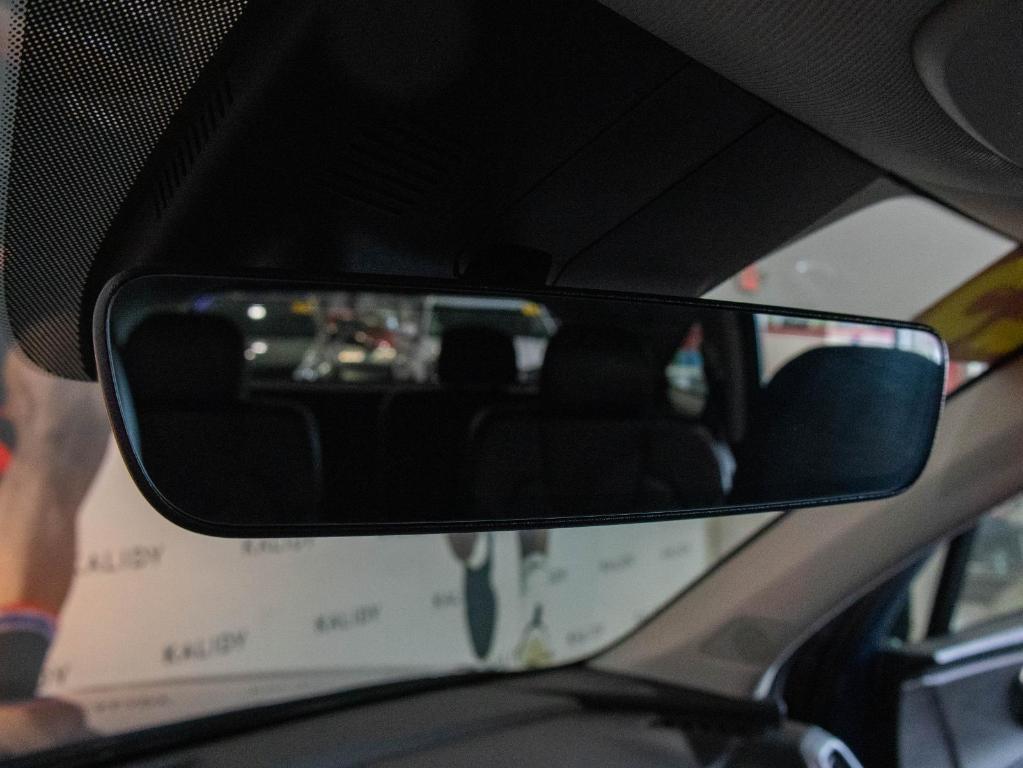 new 2025 Kia Sorento car, priced at $38,686