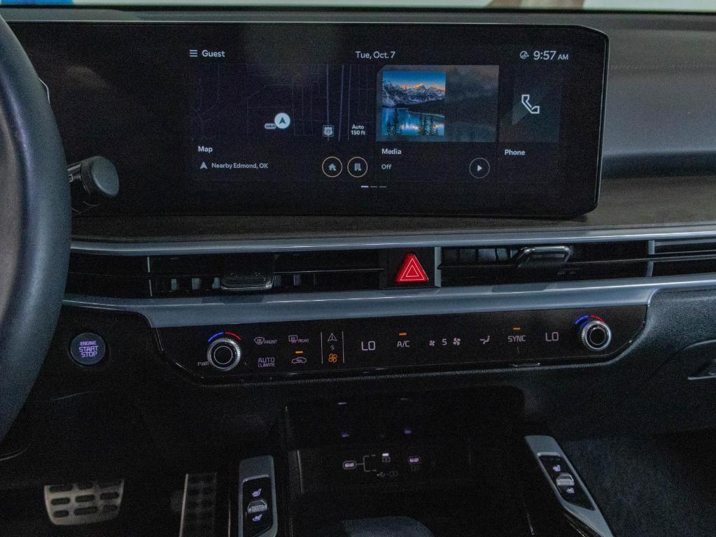 new 2025 Kia Sorento car, priced at $38,686