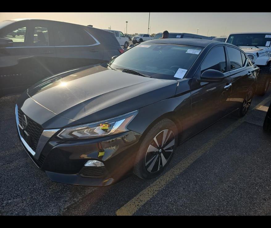 used 2021 Nissan Altima car, priced at $20,000