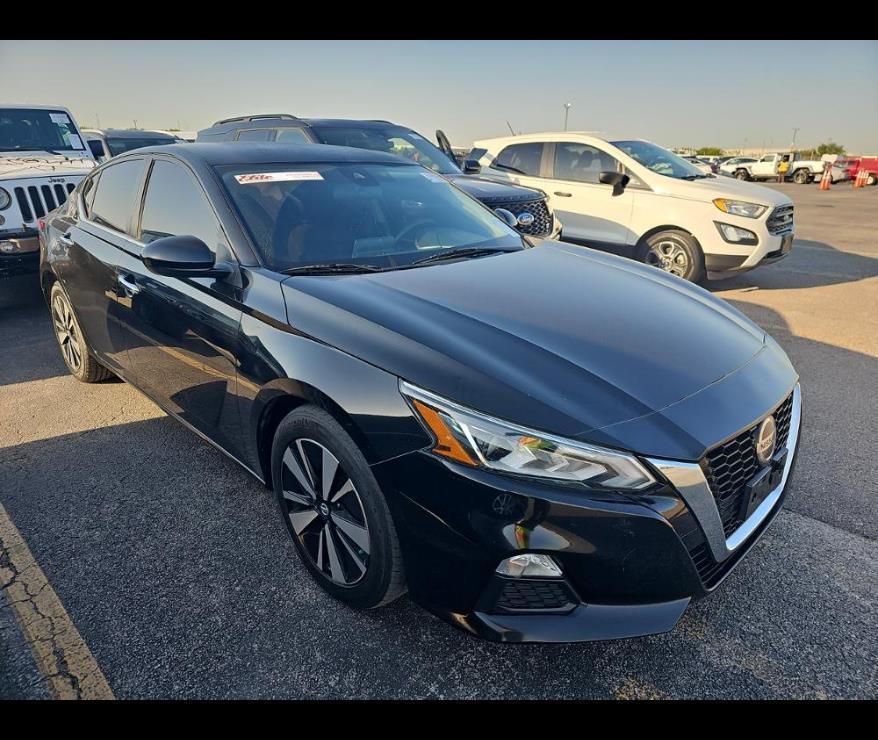 used 2021 Nissan Altima car, priced at $20,000