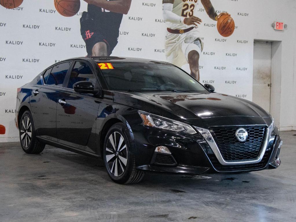 used 2021 Nissan Altima car, priced at $20,000