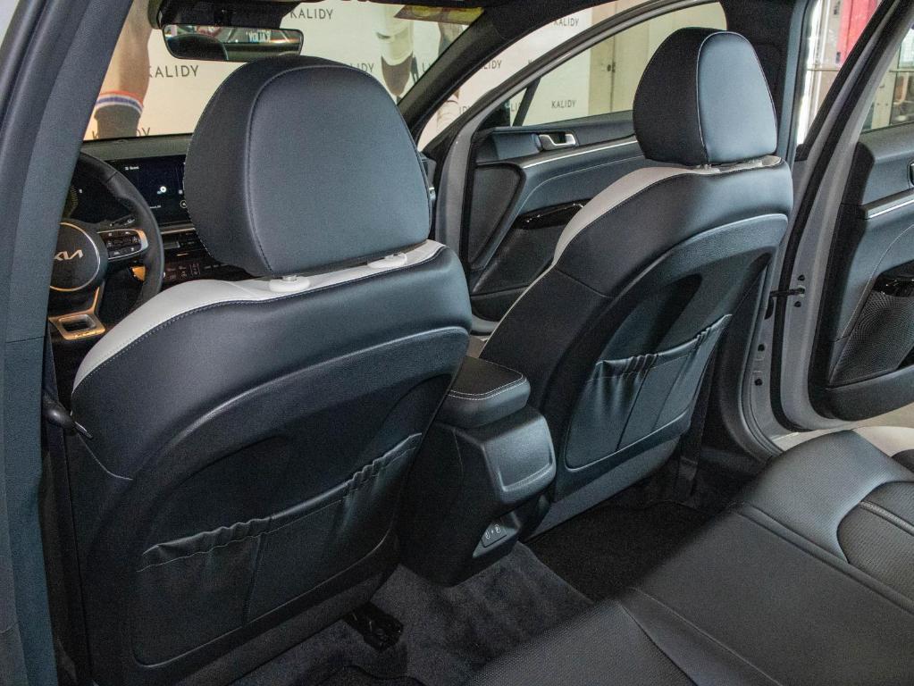 used 2025 Kia K5 car, priced at $28,000