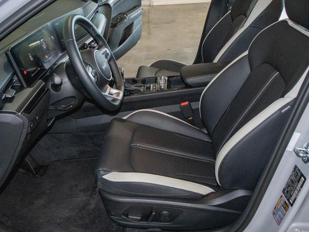 used 2025 Kia K5 car, priced at $28,000