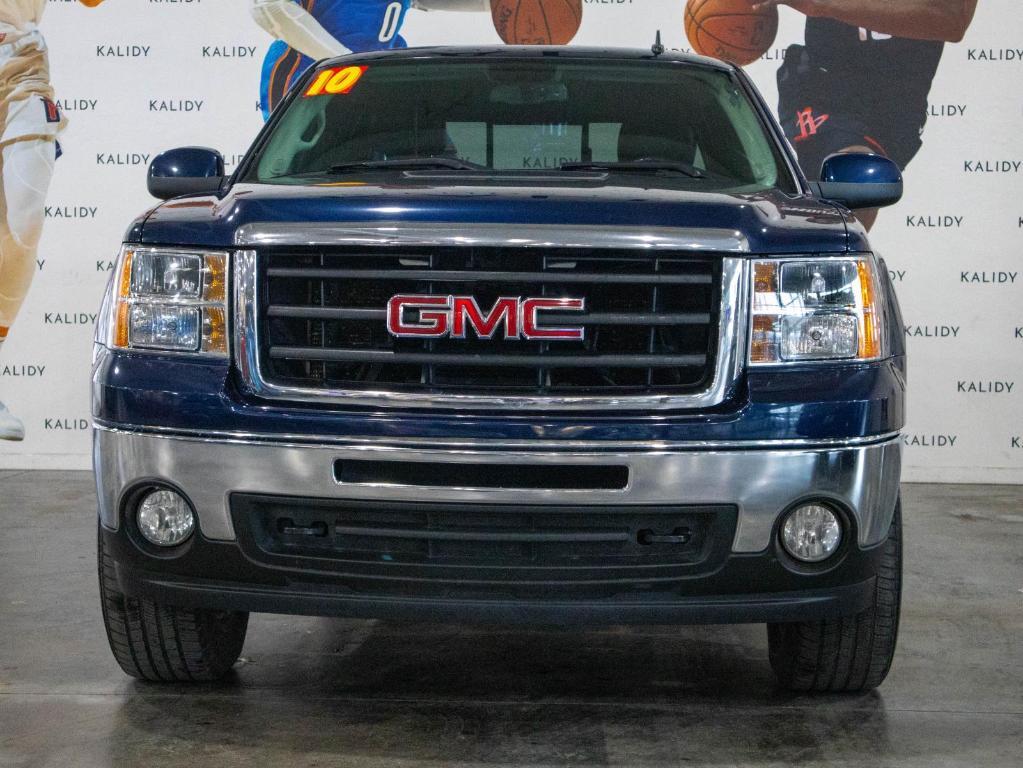 used 2010 GMC Sierra 1500 car, priced at $11,000