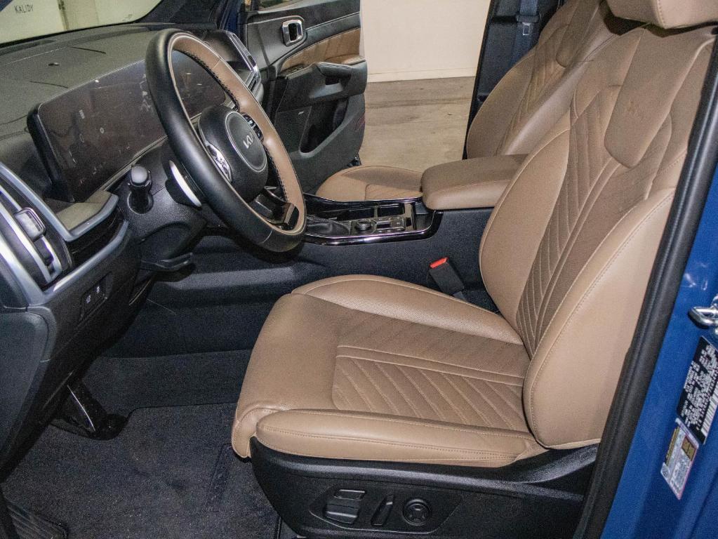 used 2025 Kia Sorento car, priced at $38,750